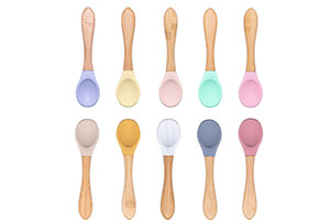 Silicone Baby Feeding Spoons With Wooden Handle
