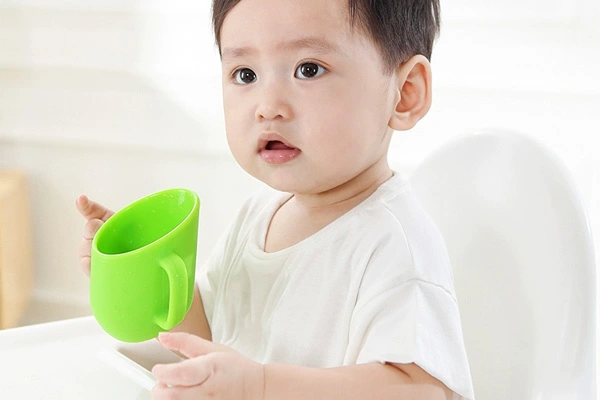 Baby Silicone Slanted Mouth Cup Milk Cup Training Drinking Cup Open Mouth Cup Learning Cup